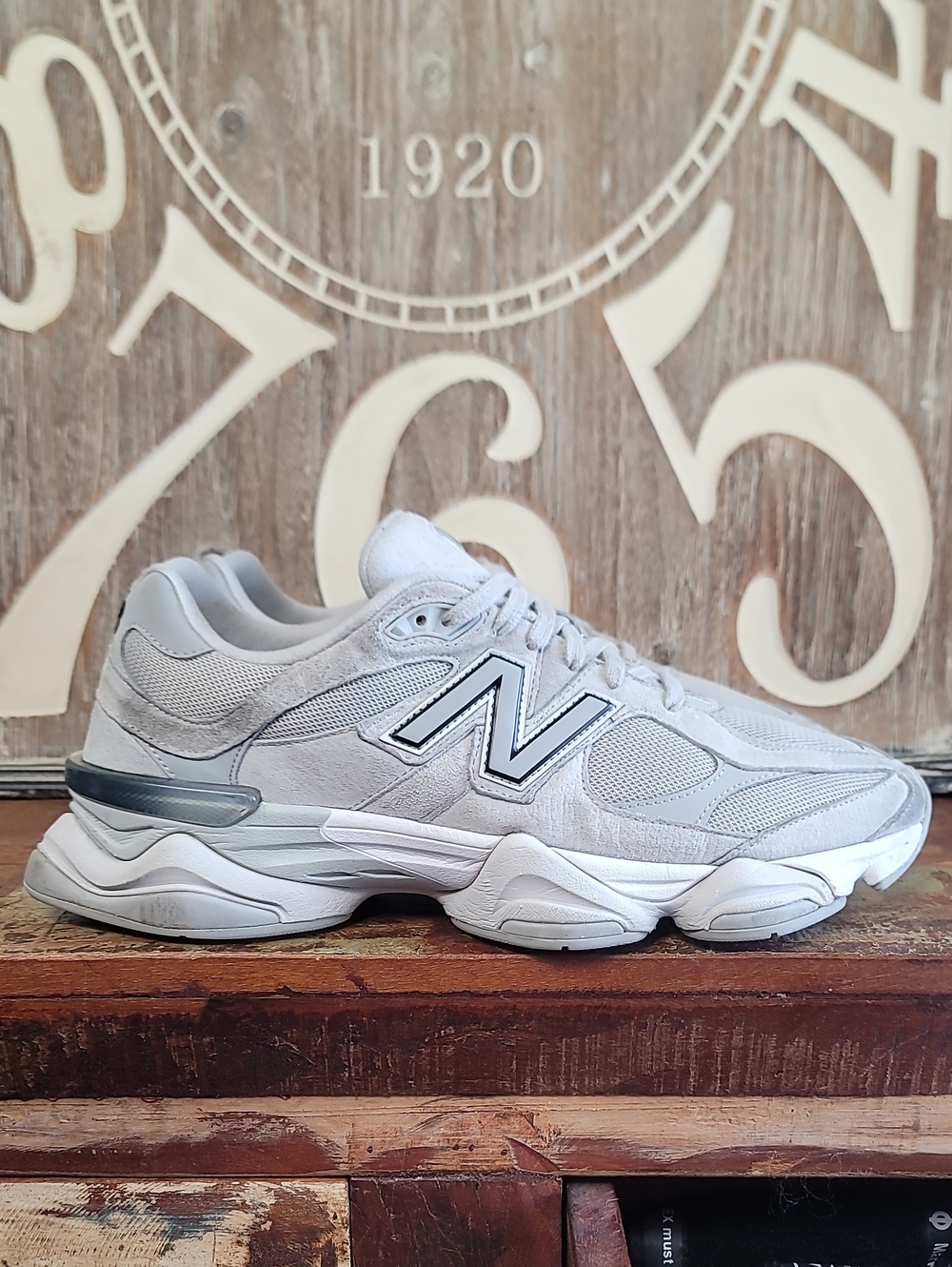 New Balance 9060 "Silver Metallic/Grey" Mens 13 Good Condition Fast Shipping - Picture 2 of 16